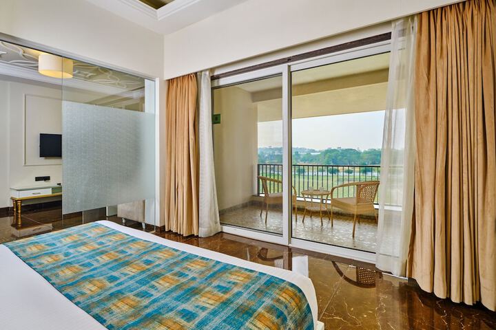 Room 20 of 37