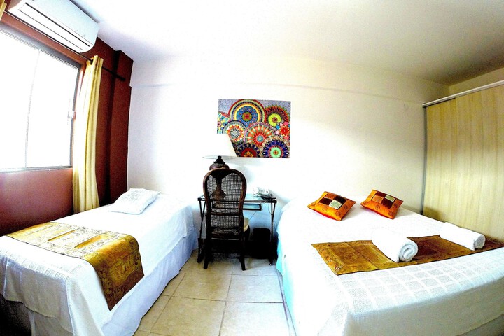 Room 11 of 35