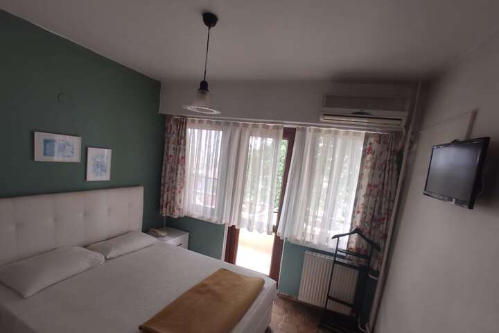 Hotel 23 of 29