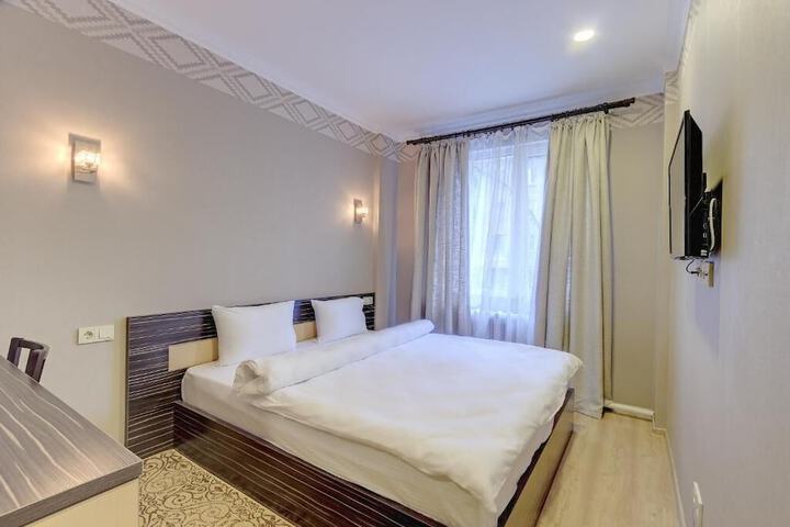 Room 15 of 57