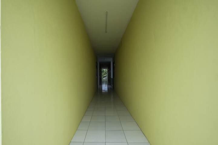 Ballroom/Hall 22 of 25