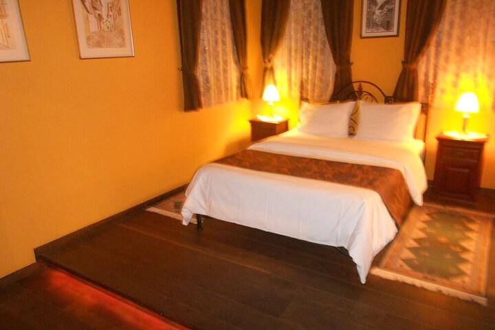 Room 14 of 34