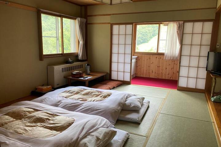 Room 14 of 56