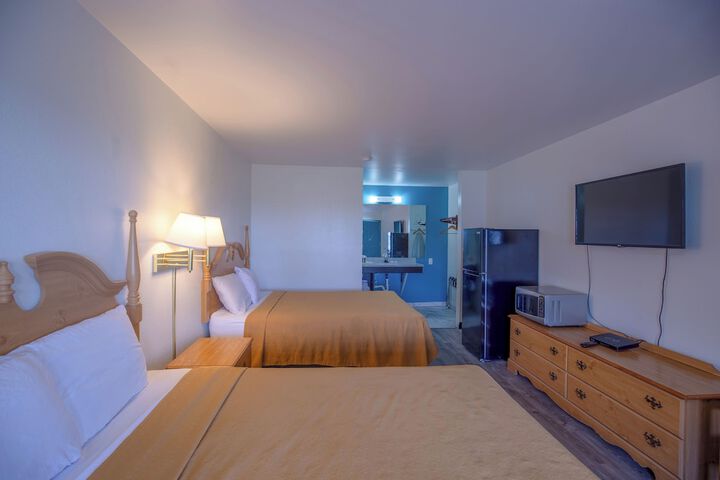 Room 5 of 28