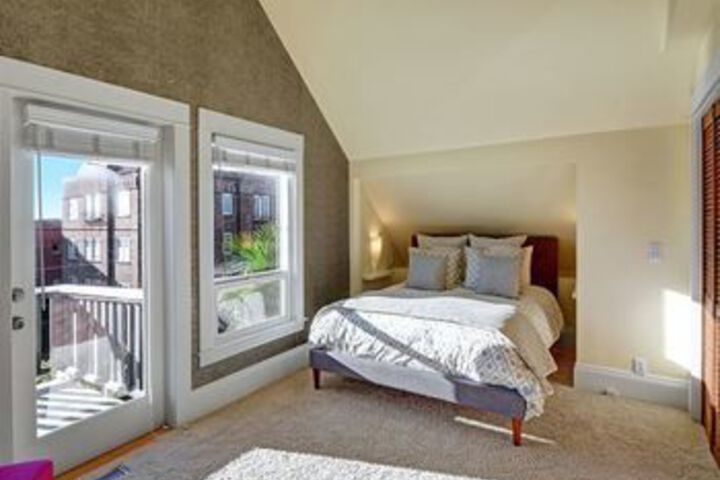 Room 4 of 19