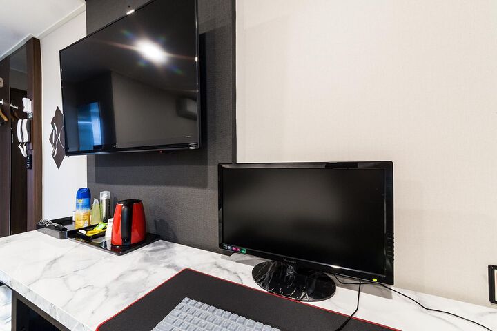 Room 123 of 155