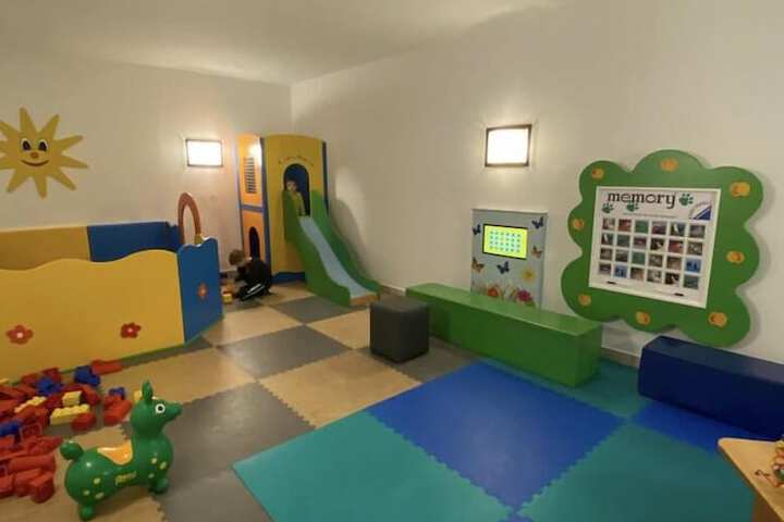 Childrens Activities 51 of 64