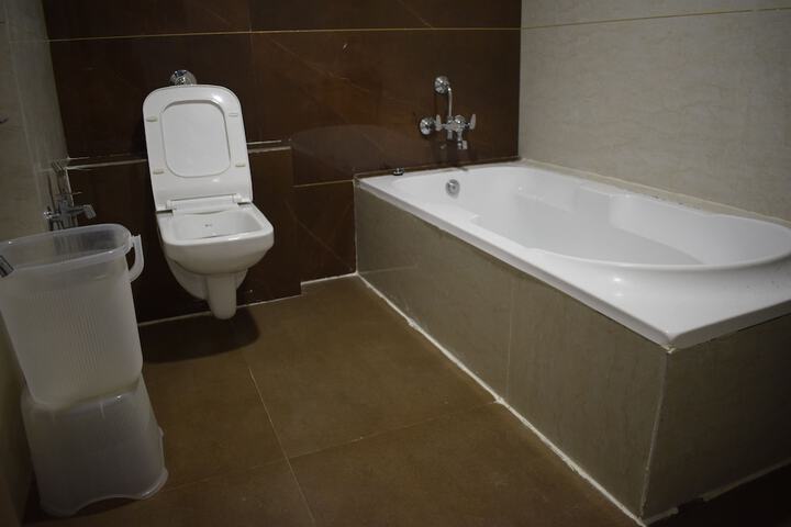 Room 18 of 26
