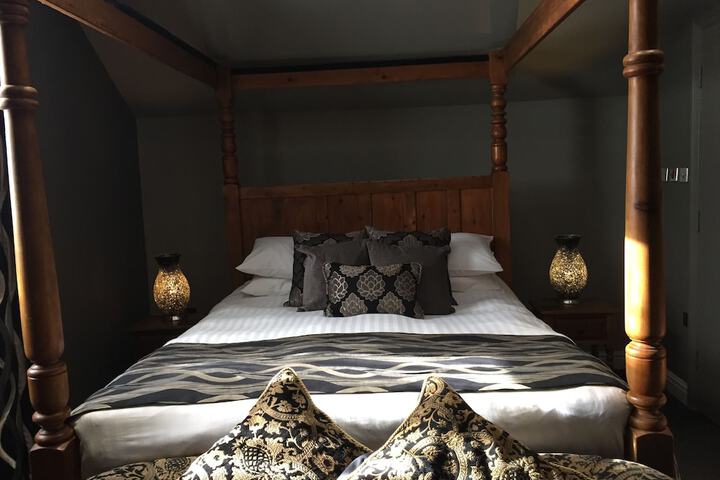 Room 12 of 54