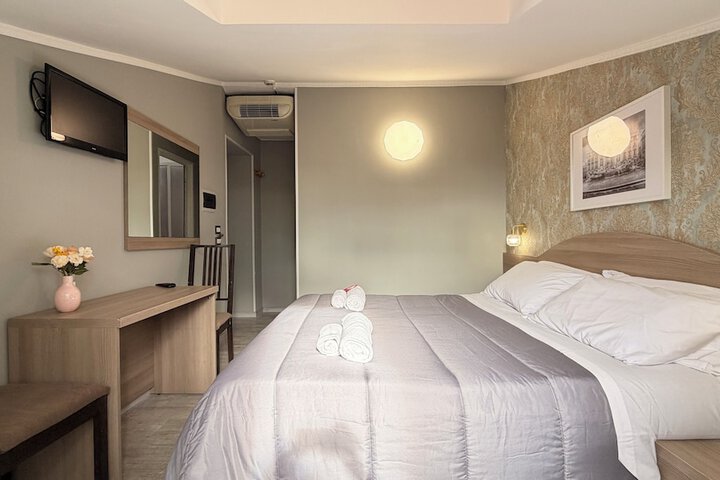 Room 47 of 110