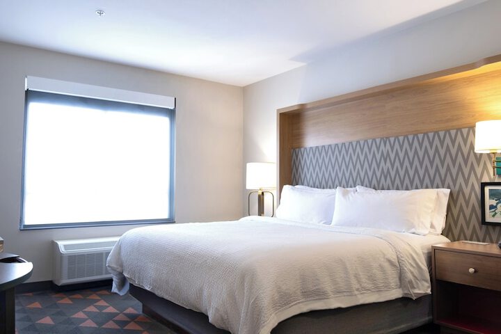 Room 40 of 105