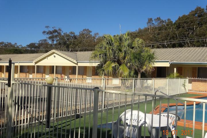 Pools & Facilities