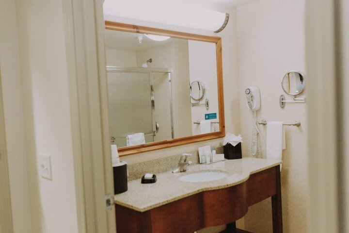 Room 29 of 38