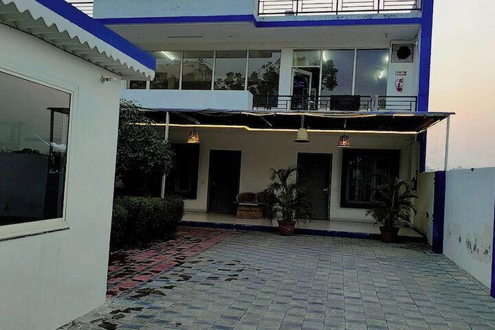 Hotel 35 of 38