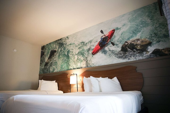 Room 9 of 30