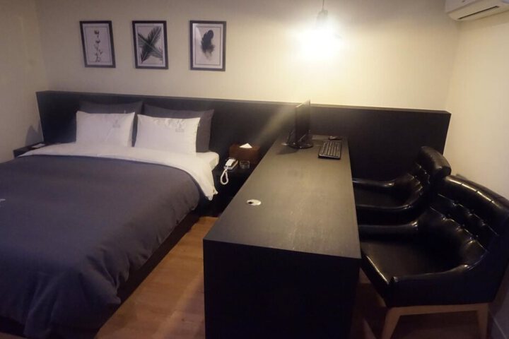 Photo 4