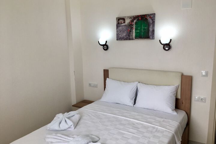 Room 4 of 47