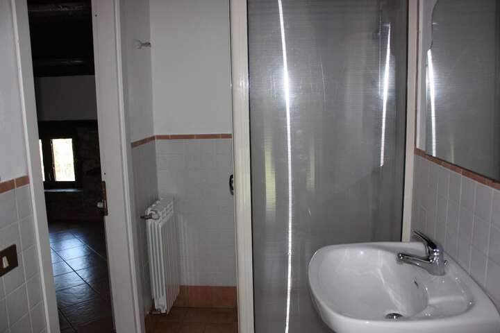 Room 25 of 61