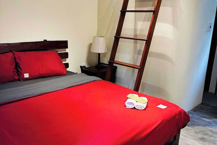 Room 10 of 56