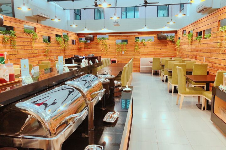 Dining 53 of 69