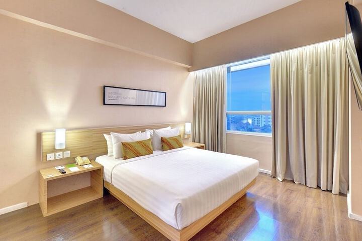 Room 18 of 53