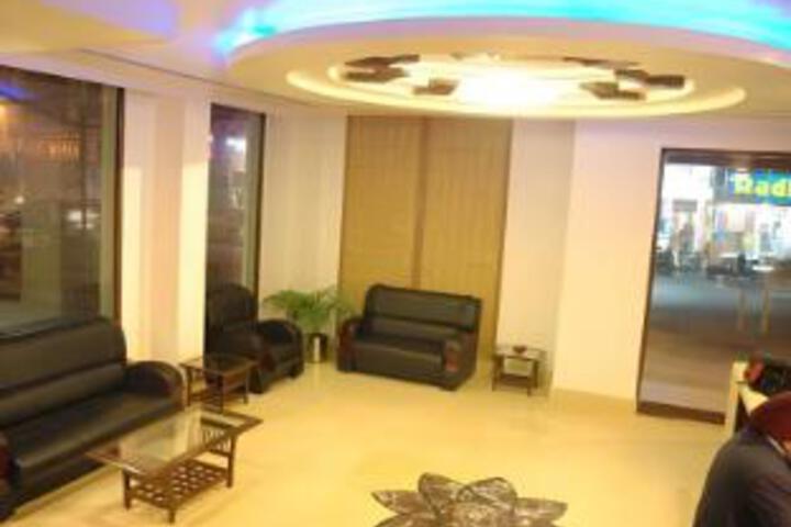 Shiraz Regency- a Boutique