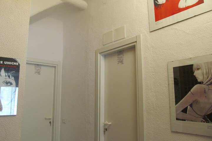 Room 8 of 19
