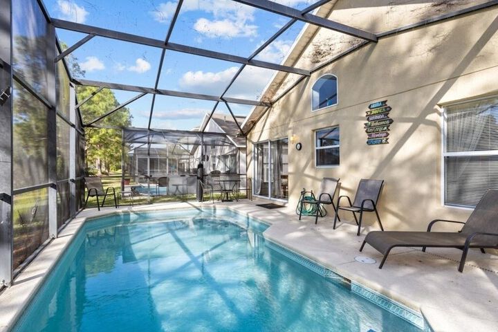 Pool 22 of 48
