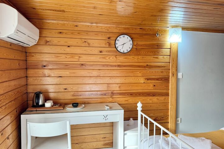 Room 40 of 82