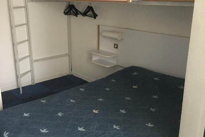 Room 16 of 58