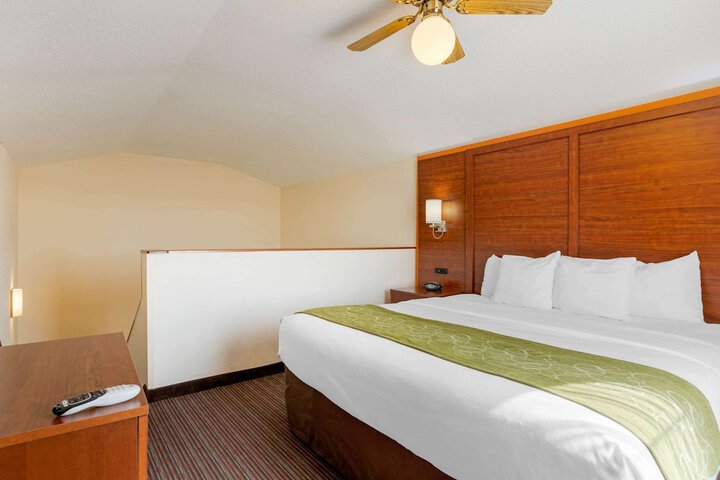 2 Queen Beds Suite Accessible (22 of 27)