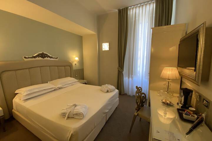 Room 15 of 41
