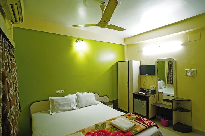 Room 10 of 88