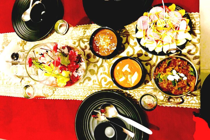 Dining 37 of 48