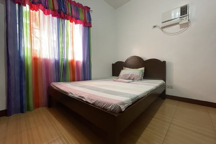 Room 63 of 200