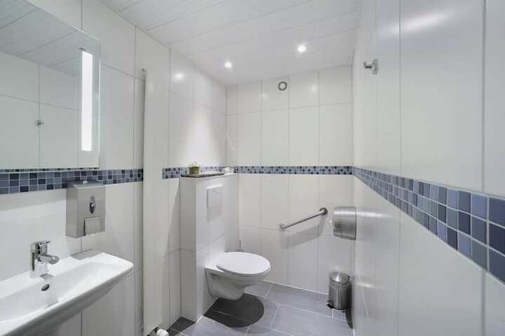 Room 8 of 26