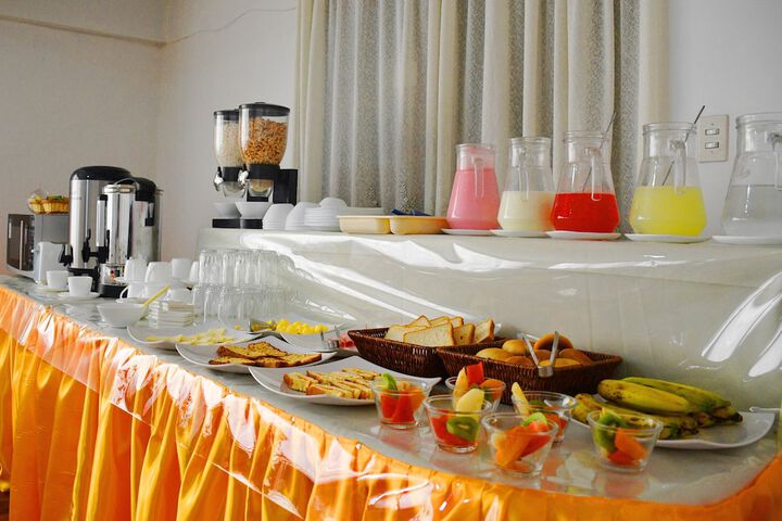 Dining 44 of 72