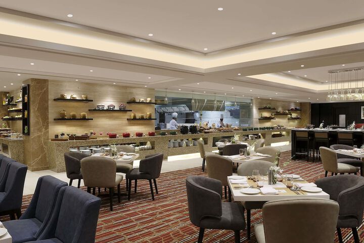 Dining Photos