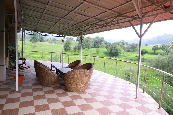 Terrace/Patio 42 of 43