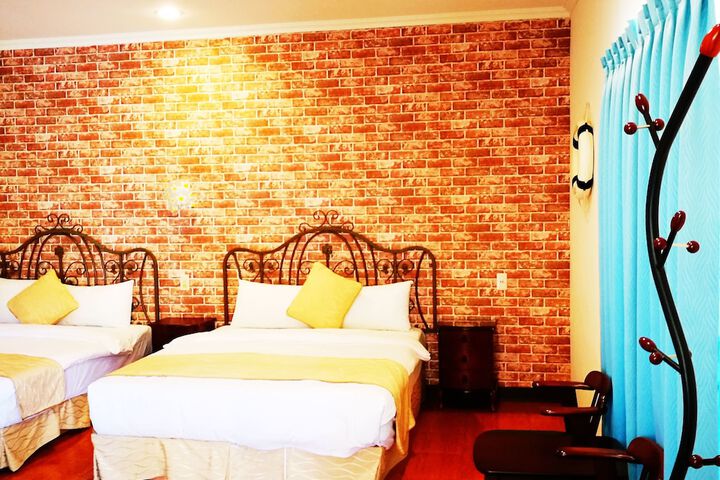 Room 17 of 89