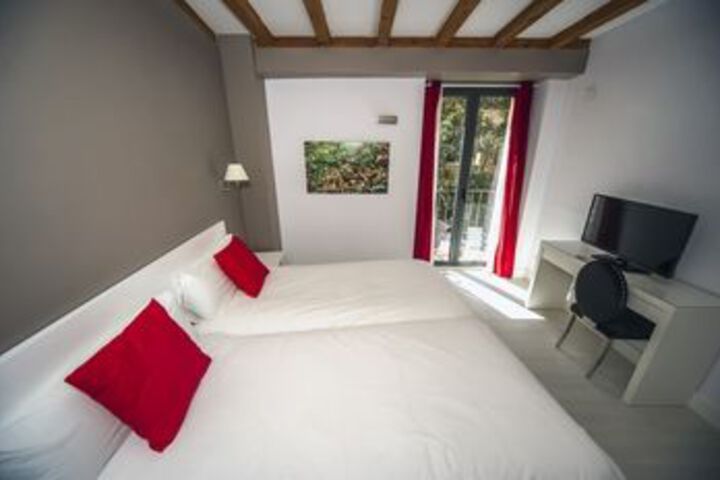 Room 46 of 88