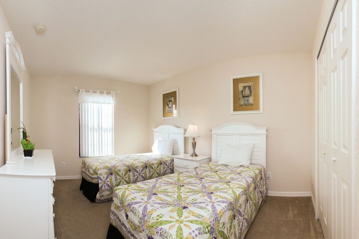 Room 3 of 49