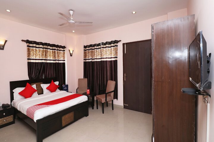Room 5 of 23