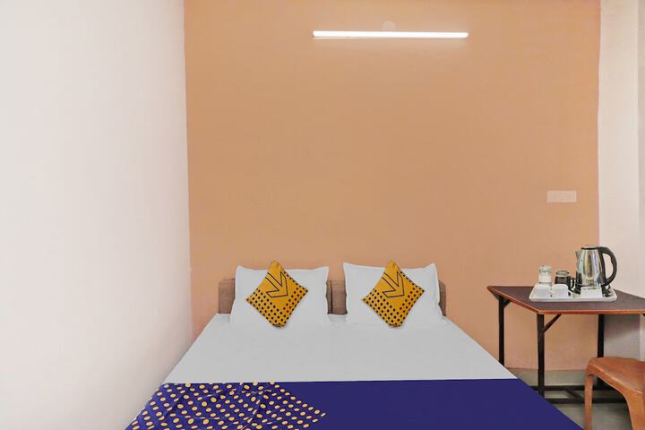 Room 8 of 24
