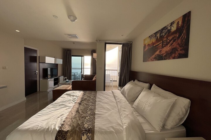 Room 5 of 46
