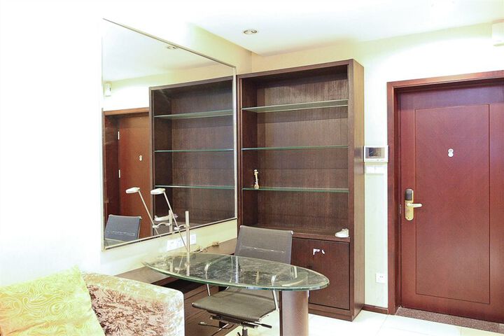Room 28 of 45