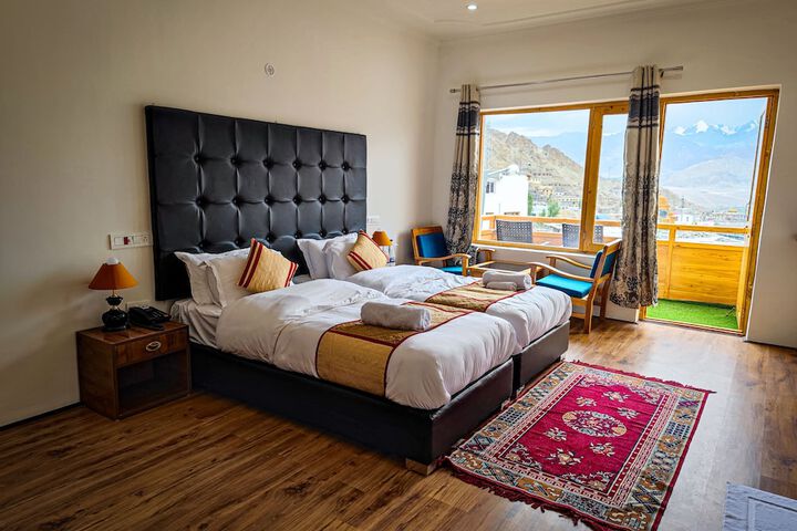 Hotel Hill Top Heaven