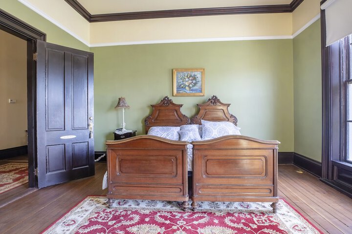 Room 21 of 85