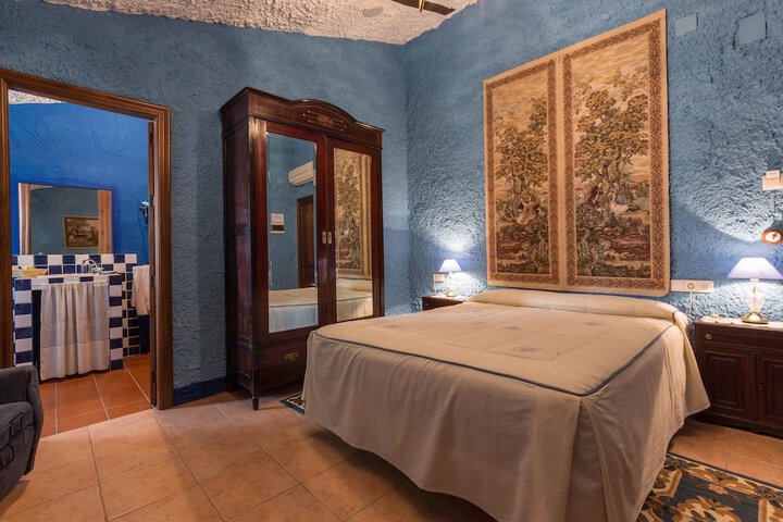 Room 10 of 61