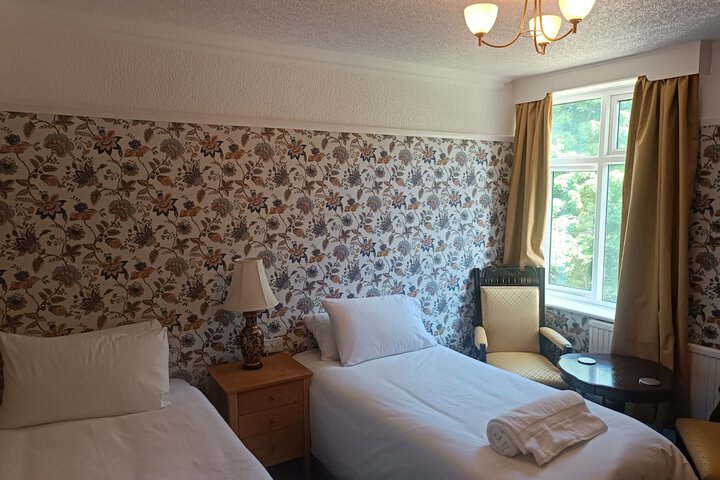 Room 19 of 52